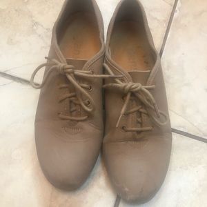 Danshuz tap shoes size 7